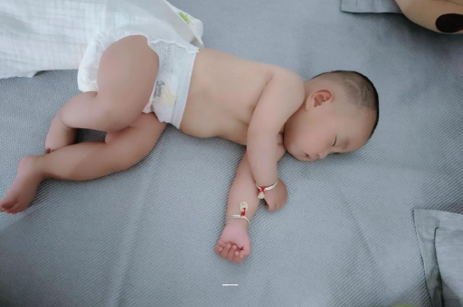 肇东孕妇肚子一跳一跳